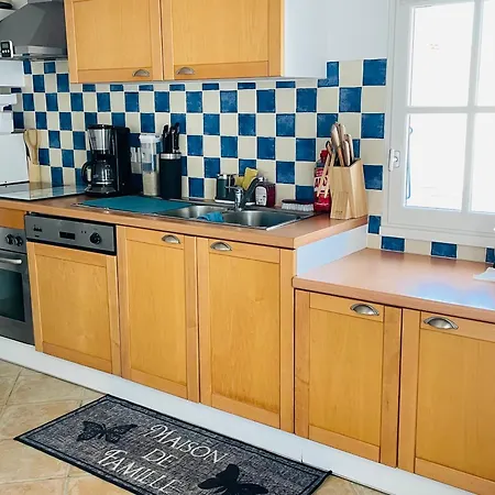 Holiday home Calme Avec Piscine Privee, Animaux Admis, Wifi - Fr-1-323-552 *