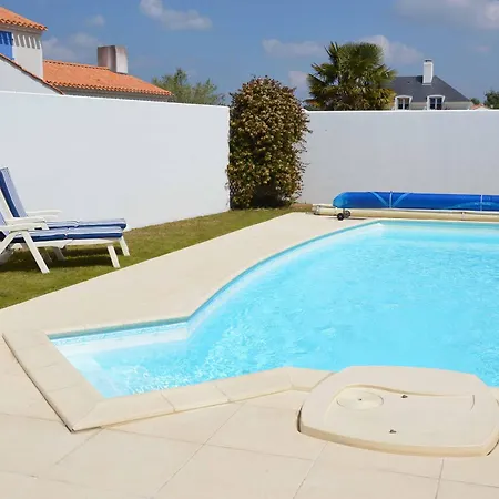 Avec Piscine Privée, 3 à - Fr-1-323-552
